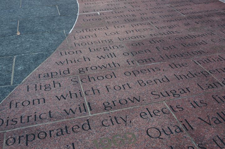 Plaza_HistoricTelling